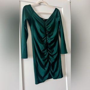 Green long sleeve dress